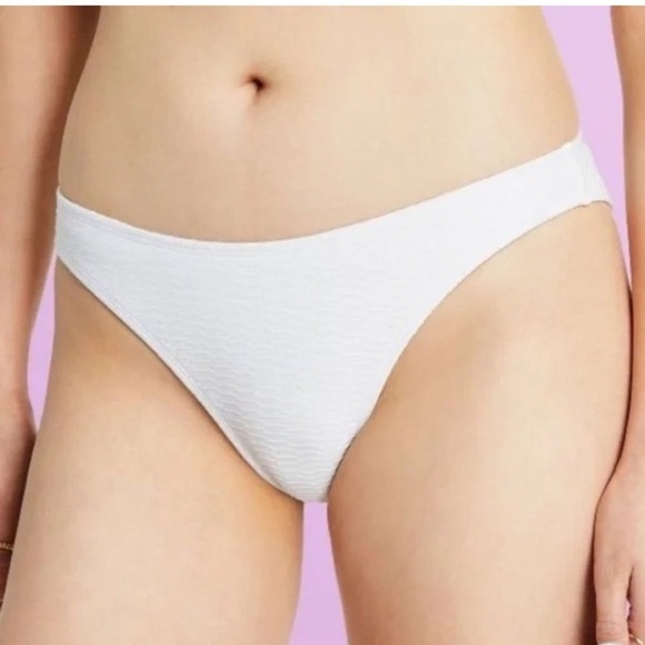 NWT Stoney Clover Lane x Target white textured bikini bottom vp. - Picture 1 of 8